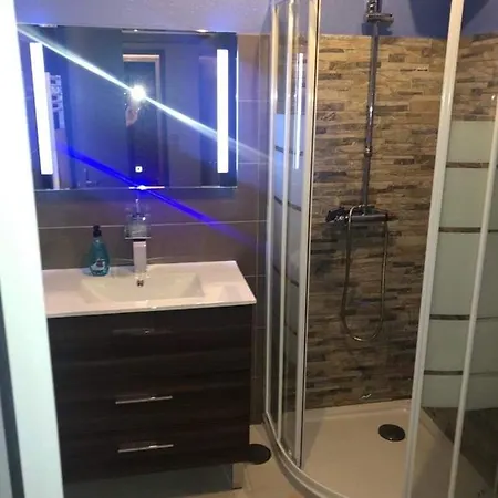 Shellguesthouse Apartment *